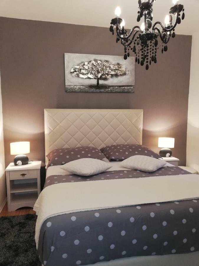 Apartment Lily Задар Экстерьер фото